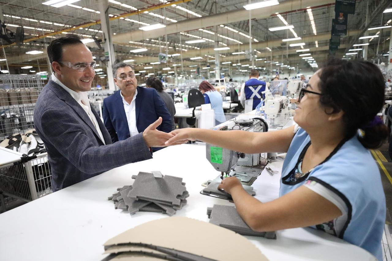 Histórica expansión de Adient en Monclova: Invertirá 200 MDP y creará 1,500 empleos