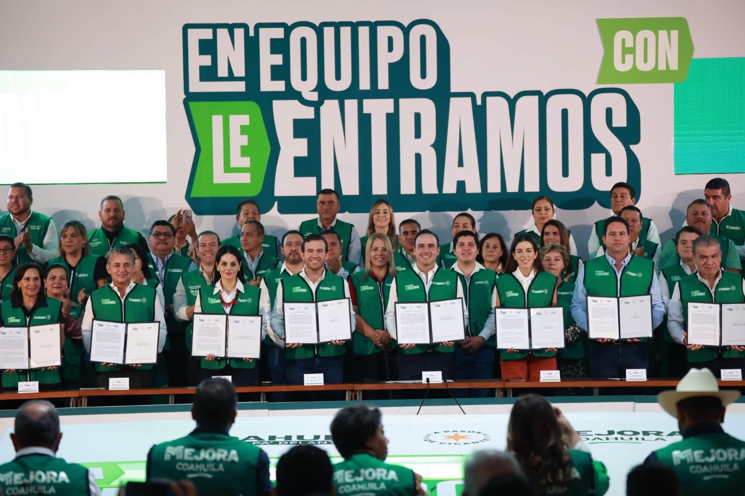 Arranca Manolo Jimenez la estrategia ‘En Equipo le Entramos’: 3 mil millones de pesos para obras sociales y servicios en Coahuila