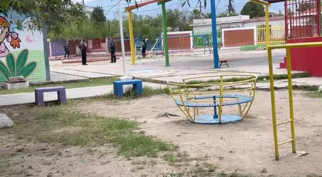TRAGEDIA EN MONCLOVA: Fallece niño de 6 años en kínder tras colapsar estructura de columpio