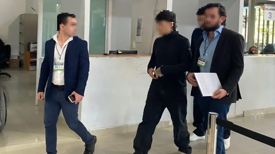 Junior H Declara ante la Fiscalía de Jalisco por 'Apología del Delito'